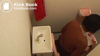 japanese girl pooping 3