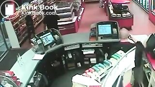 woman pooping in public 4