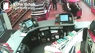 woman pooping in public 4