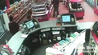 woman pooping in public 4