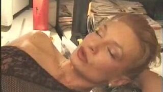 french women love scat