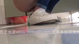 Chinese toilet diarrhea voyeur