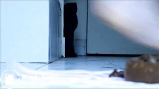 Girl gently shitting on TP (original content)
