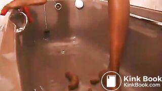 Bathtub Enema and Shit Smear Girl