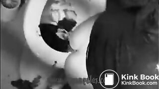 3 Girls pooping in the same toilet