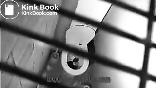 3 Girls pooping in the same toilet