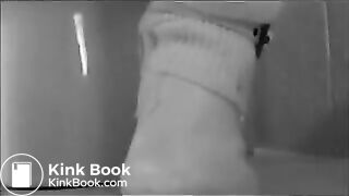 Black & White Pooping