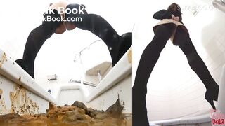 Japanese shitting on toilet. - video 3