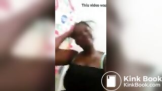 Amateur Ebony Dumps in Toilet