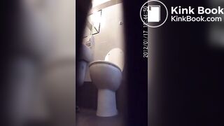 Italian girl pooping hard