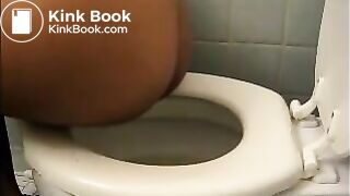 Her runny gassy watery poops and moaning make me crazy