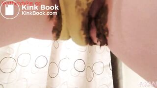 Yellow Panty Poop - video 2