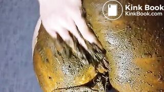 sexy girl pooping peeing and smear in panty