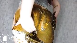 sexy girl pooping peeing and smear in panty
