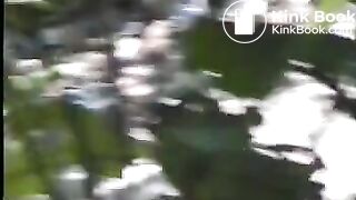 Voyeur caught two girls pooping at the beach