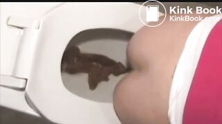 Blonde toilet poop - video 2