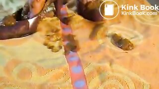 shits in heels n walks in them