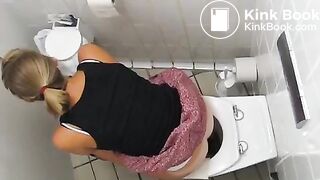 toilet pooping - video 11