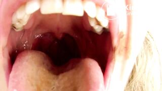 scat flower - close up puking and swallowing