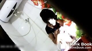 Baby chinese shitting on toilet 01