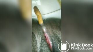 Chubby ebony girl shits