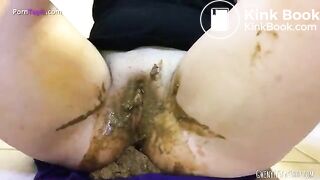 girl scat in panty