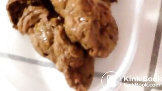 Amateur Babe Pooping #66