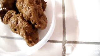 Amateur Babe Pooping #66