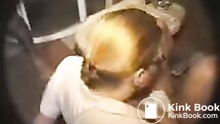 fazendo monte de merda na cara da enfermeira