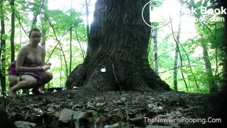 Pregnant Babe Outside Shitting