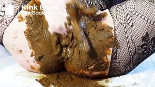 An AWESOME pussy-stuffing shit and masturbation-fest. Part 1 of 2.