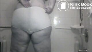 BBW mature panty poop