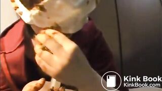 Asian Girl Poops her Panties and Smears