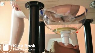 WOULD YOU SWALLOW ALL FROM THIS ASS?! HE DOES!