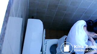 Asian spy pooping