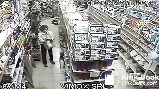 woman pooping in public 5