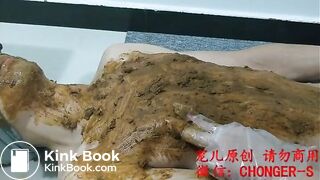 Scat femdom chinese - shit on slave mouth