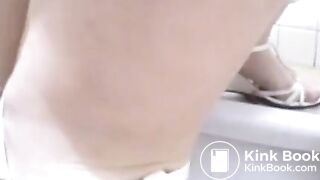 japanese girl pooping - video 2