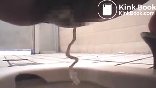 japanese girl pooping - video 2