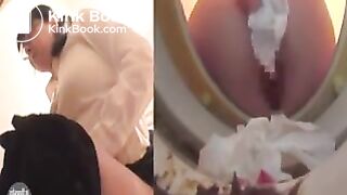 Girl poop in public toilet 22