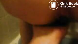 A wife pooping - video 2