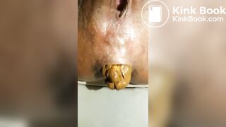 Amateur ebony poop 2
