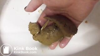 Give me your shit! Feed me!