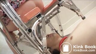 Japanese girl shiiting in toilet slave from a party 1