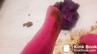 Girl is massive shitting in her Panty