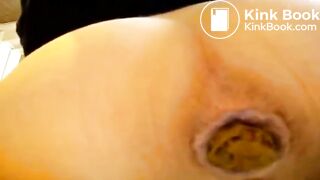 Amateur Babe Pooping #50