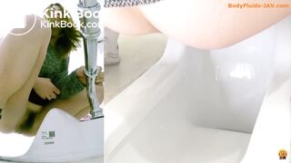 girl pooping - video 20