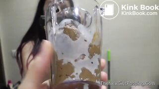 Sara plastic cup poop