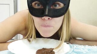 Tasting her delicious poo