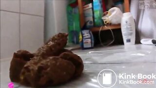 Brunette Amateur Slim Girl Dumping